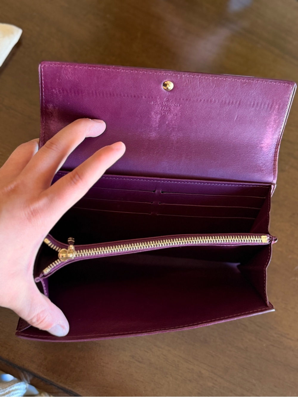 Louis Vuitton Vernis Long Wallet in Deep Burgundy Patent - Picture 4 of 5